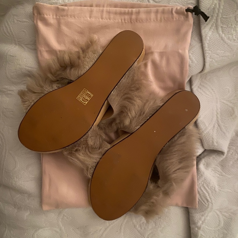 Gorgeous Italian slippers.  Run slightly small hence I need to  sell them! - Picture 7 of 7